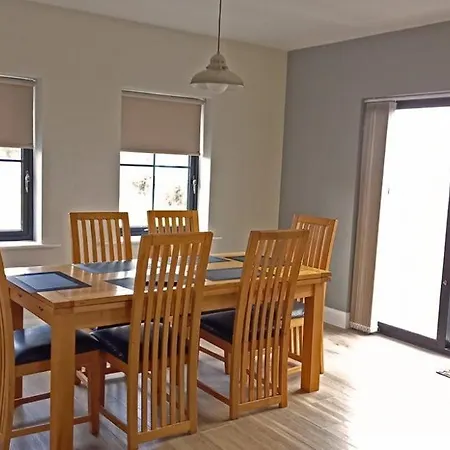 Dom wakacyjny M033 Achill Gatehouse By The Greenway Westport