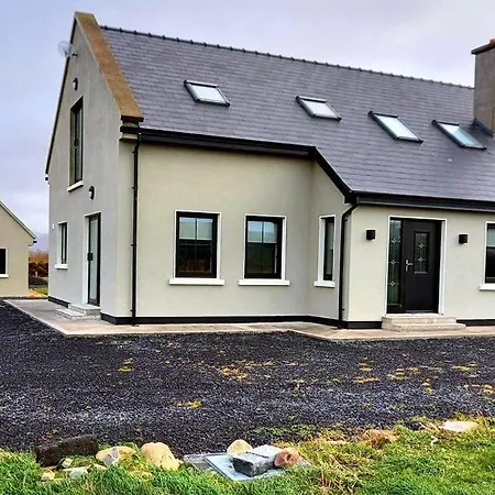 Holiday home M033 Achill Gatehouse By The Greenway